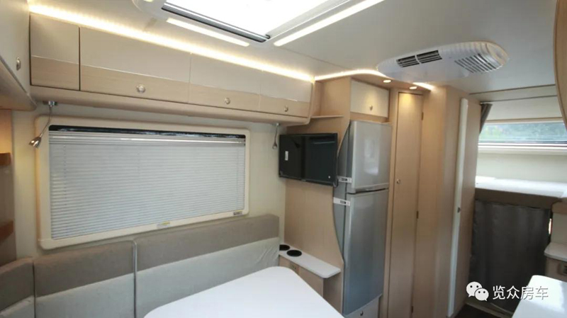 老人孩子房車旅行,選擇這款房車合適 老人孩子房車旅行,選擇這款房車合適