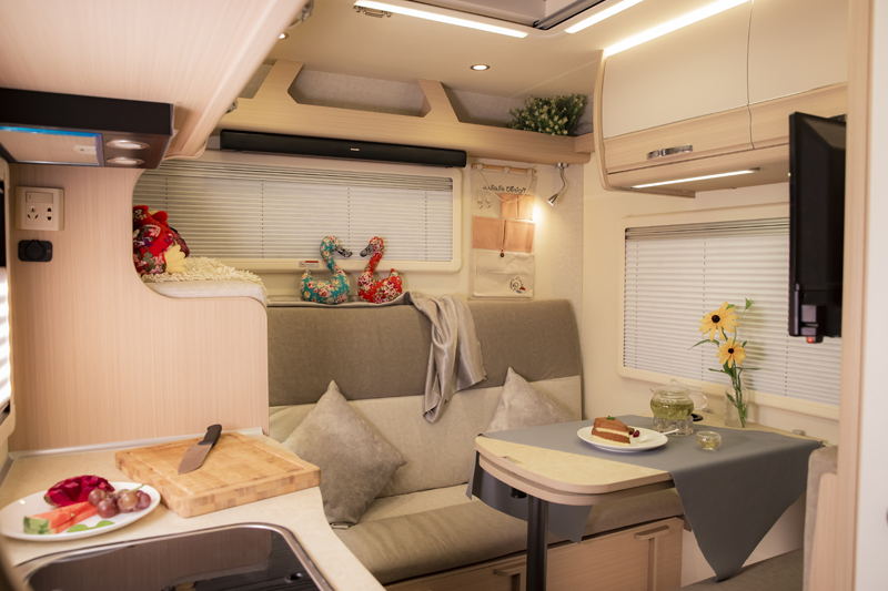 不僅僅動力好，還有上下鋪的房車