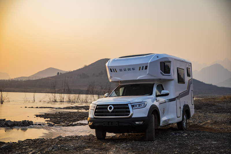 3月，北京房車展，看長城炮房車