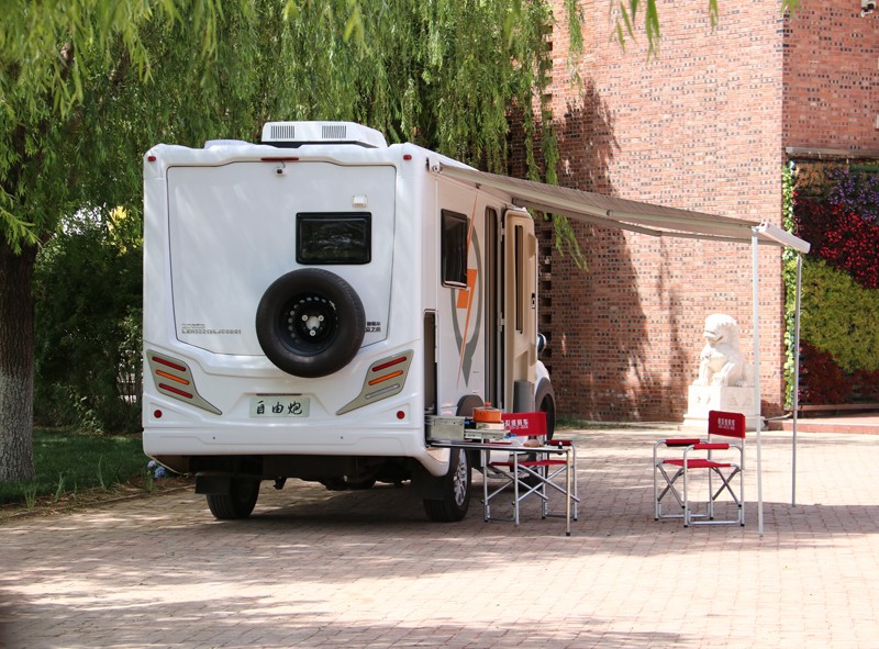 不只有空間，這臺房車還有哪里？