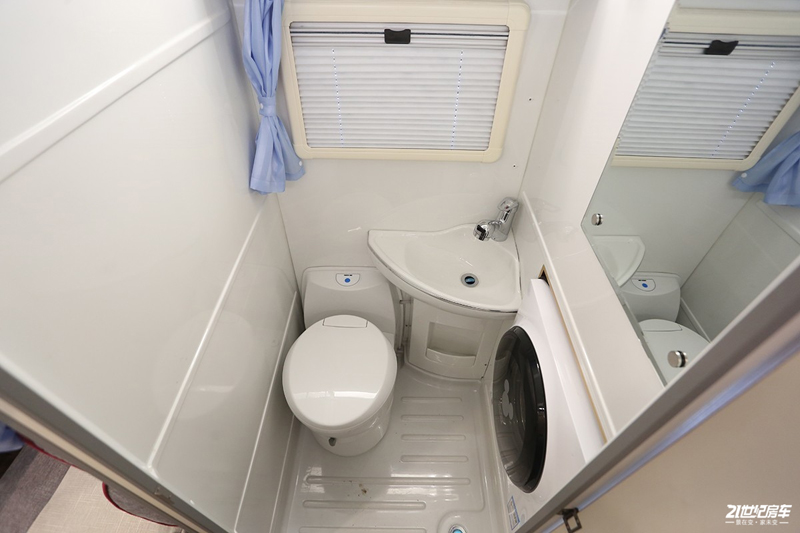 打響第二炮!搶先實拍體驗覽眾自由炮-B皮卡四驅房車 打響第二炮!搶先實拍體驗覽眾自由炮-B皮卡四驅房車