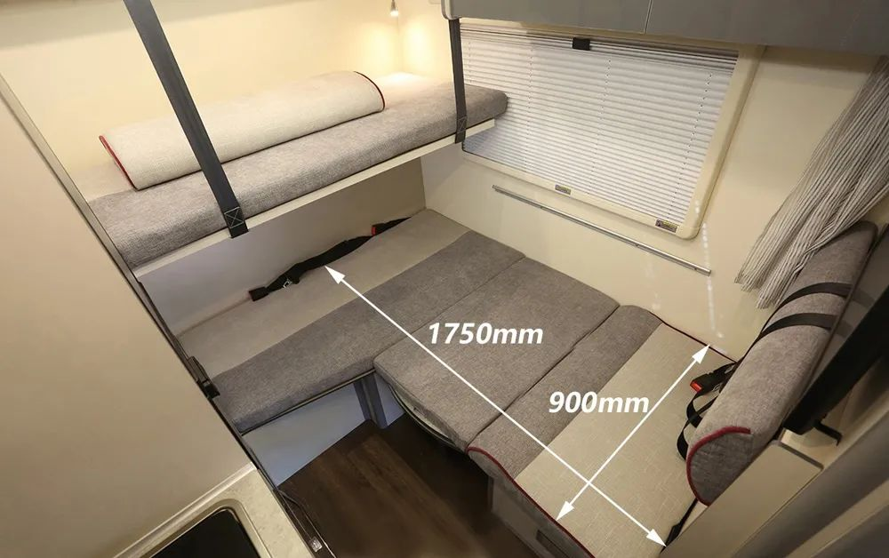 氣場全開!駱駝房車最強全明星陣容,齊了! 氣場全開!駱駝房車最強全明星陣容,齊了!